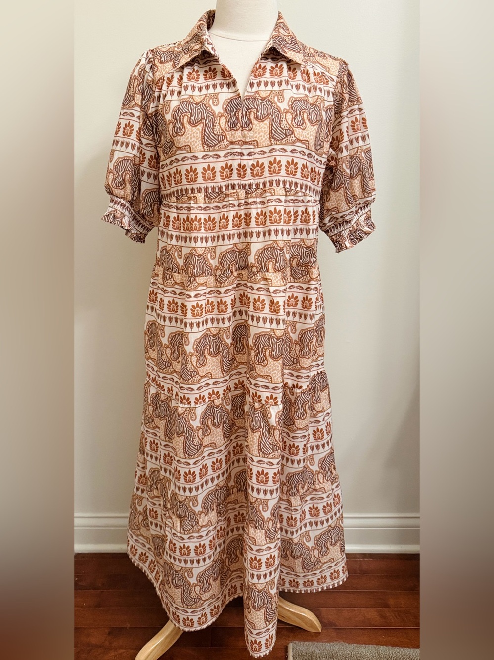 Umgee Tan Cream Safari Jungle Print SZ M Boho Cottagecore Earth Tone Midi Dress - Picture 1 of 8